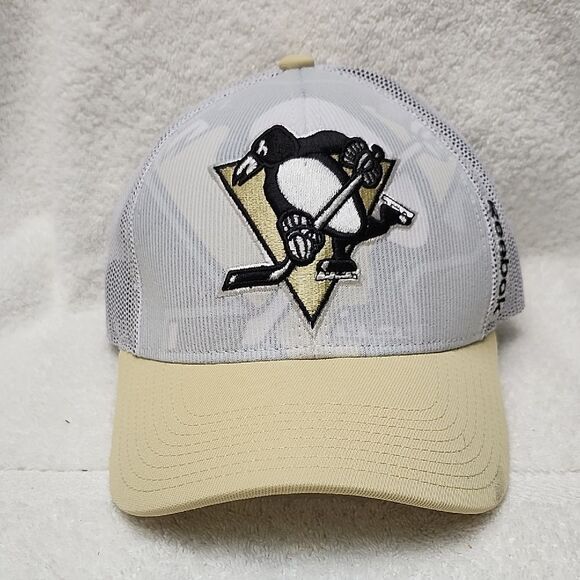 Reebok Pittsburgh Penguins Trucker Snapback Hat - New - Picture 1 of 7